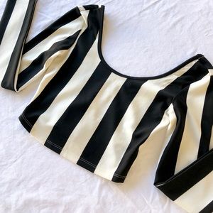 Stripped Long Sleeve Crop Top